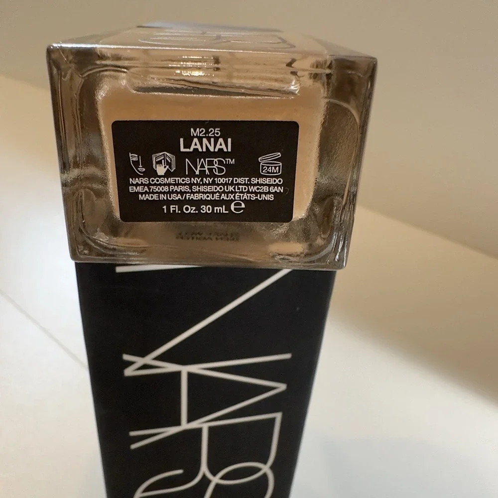 NARS Light Reflecting Foundation (Medium 2.25 Lanai) 30ml/1oz New in Box